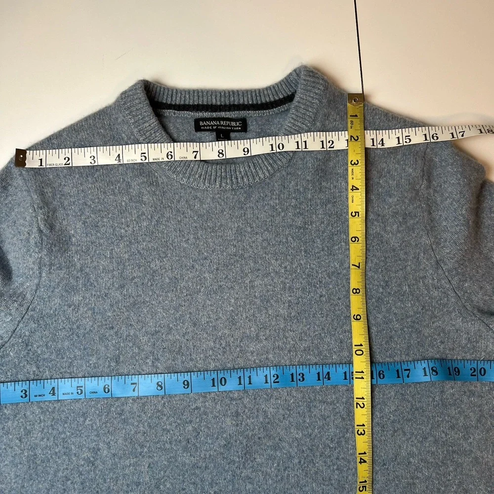 Banana Republic Men's Size Large Blue Extra Fine Merino Wool Gifting Sweater